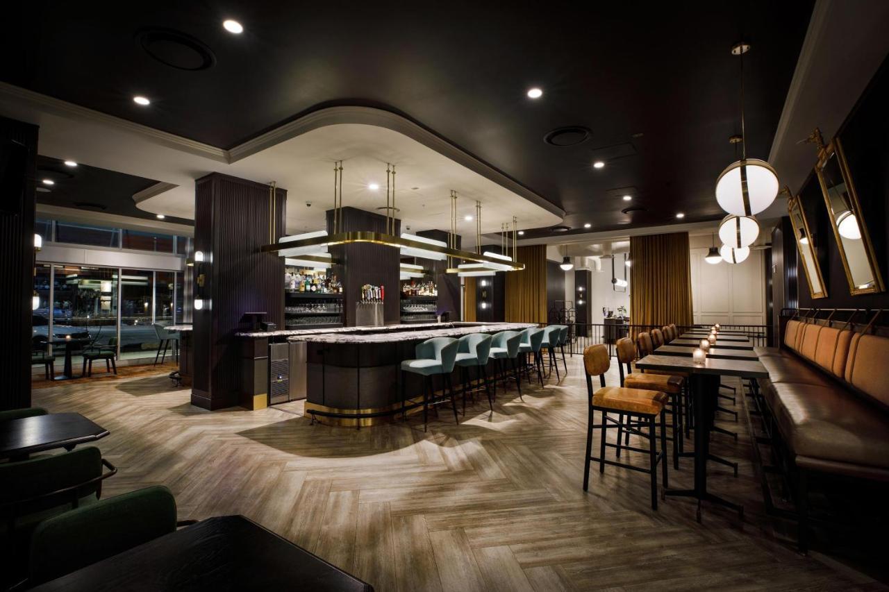 Cyrus Hotel, Topeka, A Tribute Portfolio Hotel Экстерьер фото
