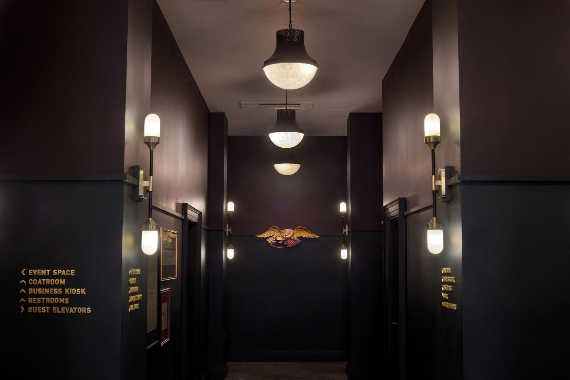 Cyrus Hotel, Topeka, A Tribute Portfolio Hotel Экстерьер фото